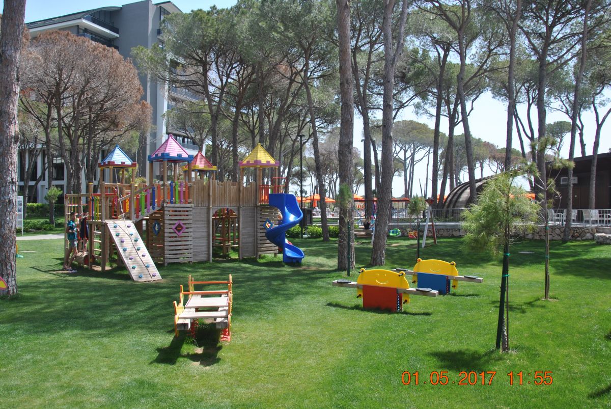 imagini hotel TRENDY LARA